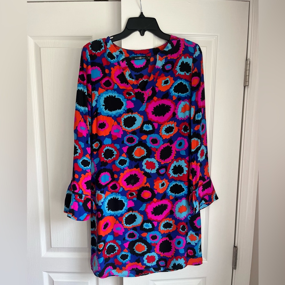 Alice and Trixie XS  groovy dress